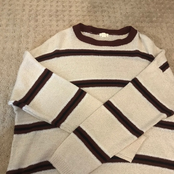 3 long sleeve sweaters - Picture 3 of 3